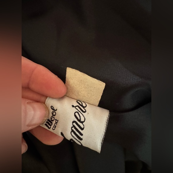 Vintage Wool and Cashmere Trench Coat 90’s Feminine Elegant Goth Duster noir - Picture 14 of 15